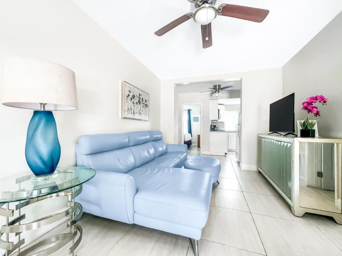 The Oasis Hotel Hollywood Bagian luar foto